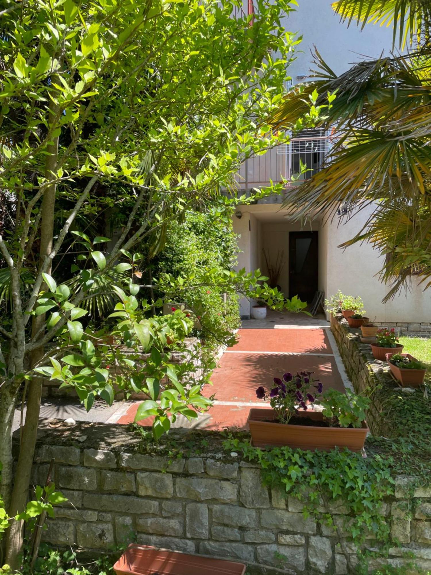 Apartment Bloom Near The Porec